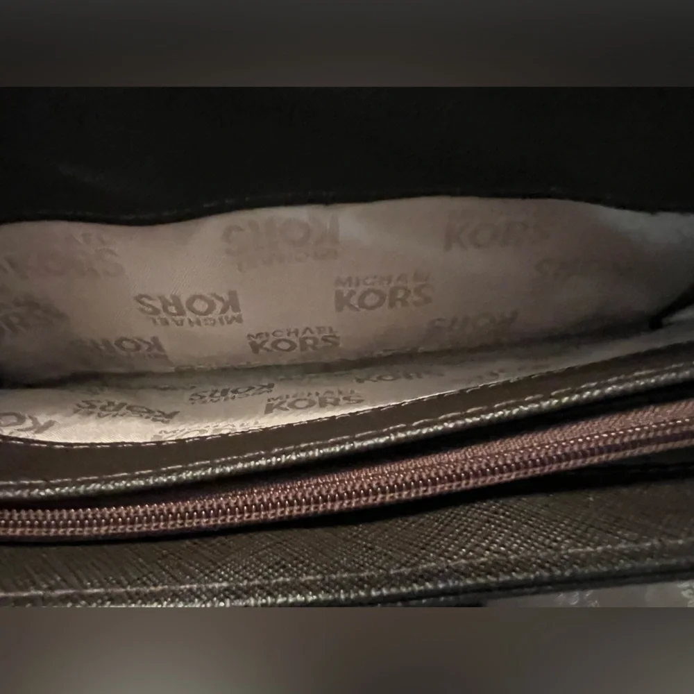 Michael Kors Signature Continental Wallet/Wristlet - LIKE NEW!